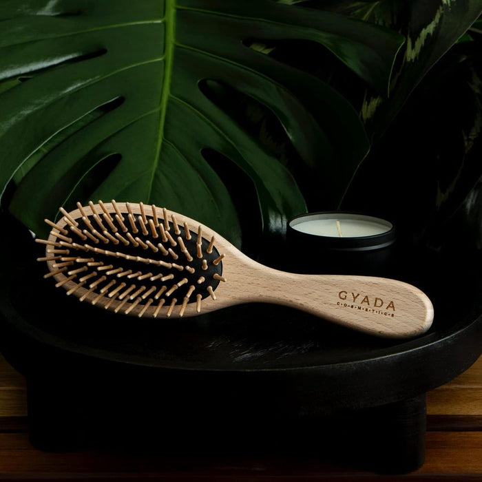 GYADA COSMETICS Ovale Buchenholz-Haarbürste Medium