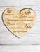 Holzherz Herz Schild Dekoschild Holzschild 10 x 10 cm Geschenk für die Familie Spruch Geschenk Holz Geschenk EIN Geschenk für die Familie