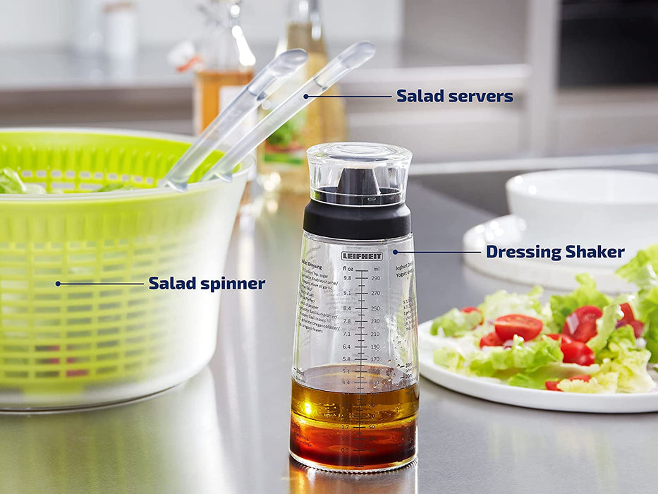 Leifheit Dressing Shaker, hochwertige Glasflasche mit verschiedenen Rezepten für Salatdressings, Messbecher mit tropffreien Ausguss