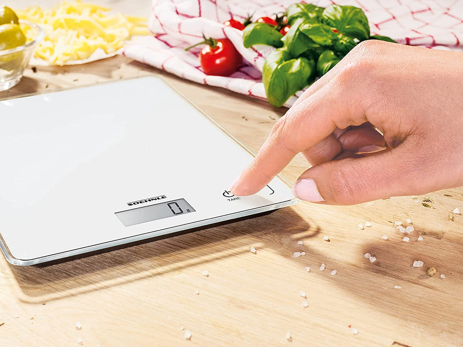 Page Compact 300 weiß, digitale Küchenwaage bis zu 5 kg Tragkraft, Küchenwaage mit leicht ablesbarer LCD-Anzeige, Digitalwaage mit Zuwiegefunktion