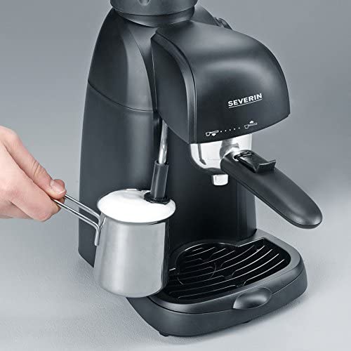 SEVERIN Espressomaschine, kleine Kaffeemaschine für bis zu 4 Tassen Espresso, Kaffeemaschine mit Milchschäumer für Kaffee-Milch-Spezialitäten