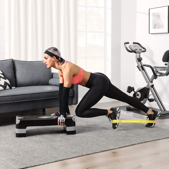Steppbrett für Aerobic, Stepper mit Widerstandsband, höhenverstellbare (10/15/20 cm) Plattform, 68 x 27 cm Stepbench für Fitness, Workouts