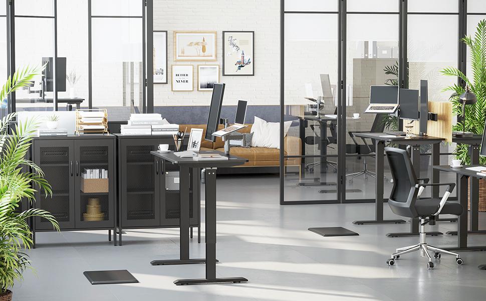 Höhenverstellbarer Schreibtisch elektrisch, Tischgestell, Schreibtischständer mit Motor, stufenlos verstellbar, 140 x 70 x (73-114) cm, Stahl schwarz