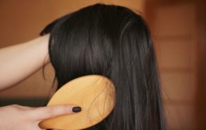 attacher sa lace wig